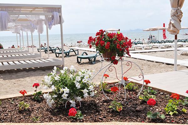 Malibu Beach Complex 오데사 외부 사진